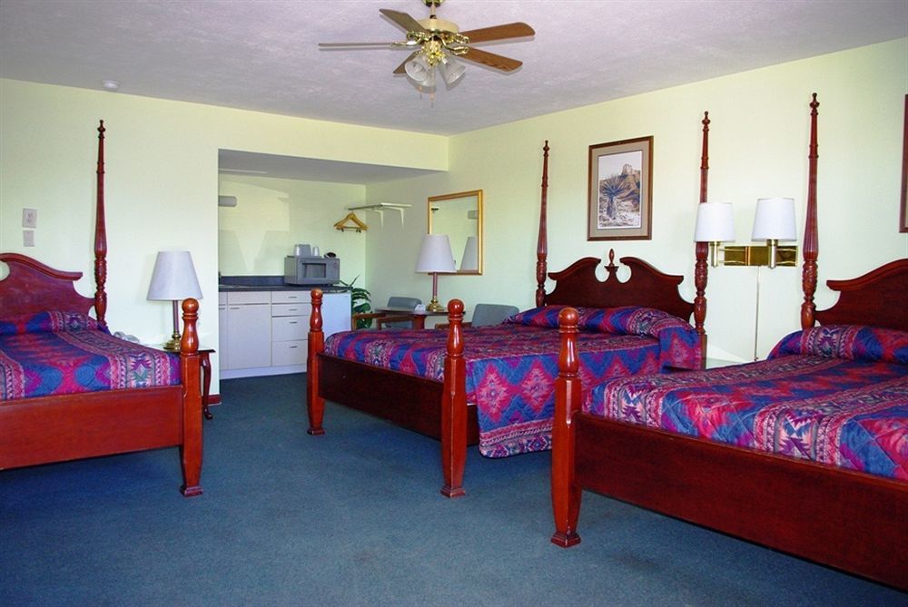 Blue Spruce Motel Lamar Oda fotoğraf